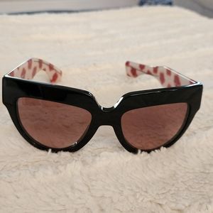 Prada Women's Sunglasses (no cases)